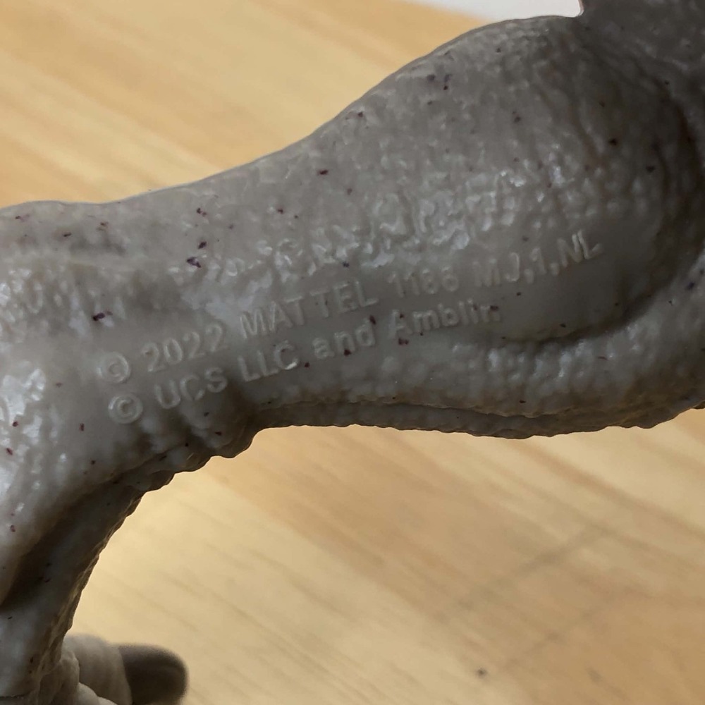 Mattel Jurassic World Indominus Rex Toy 21 in Camouflage N Battle Light Up 2022 - Picture 15 of 16